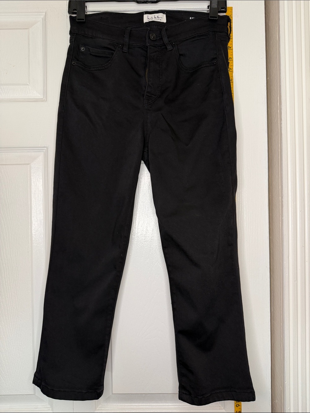 Black Straight-Leg Pants - Nicole Miller